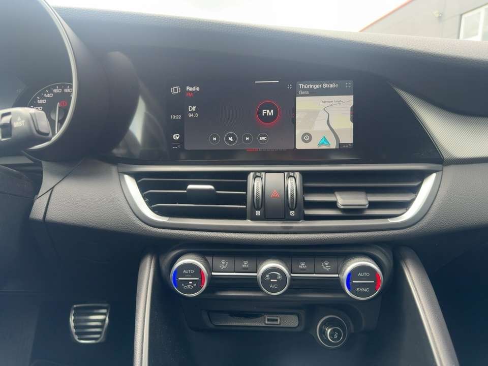 Car picture 11