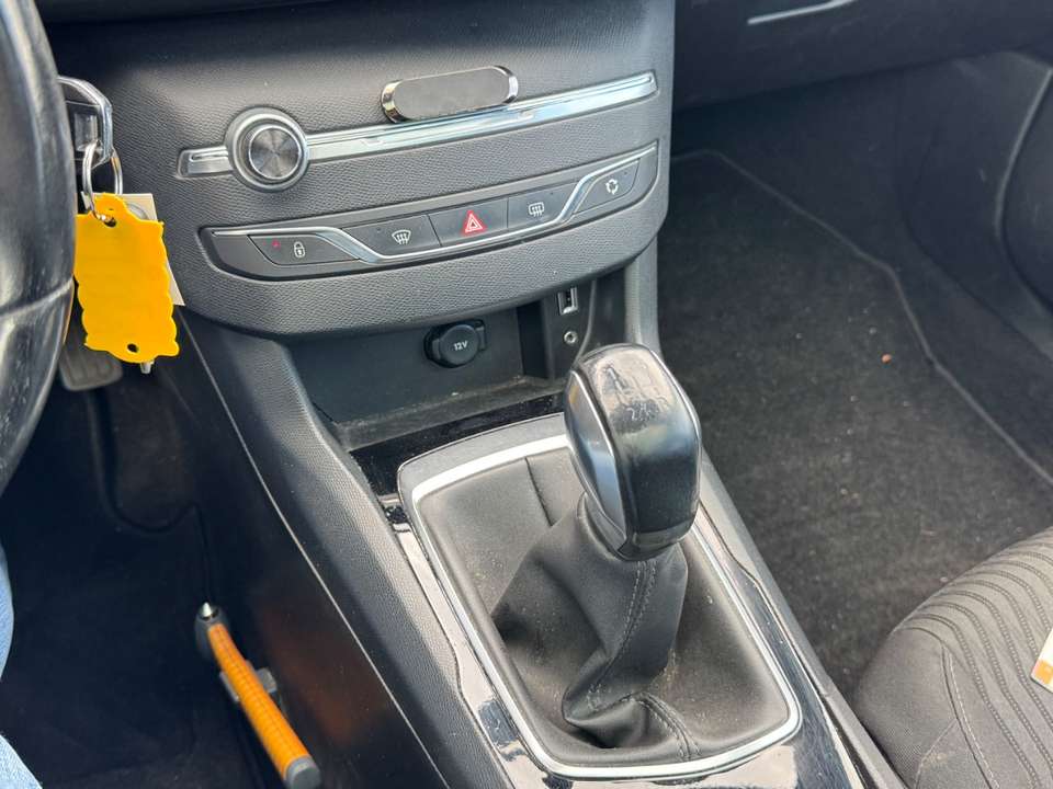 Car picture 17
