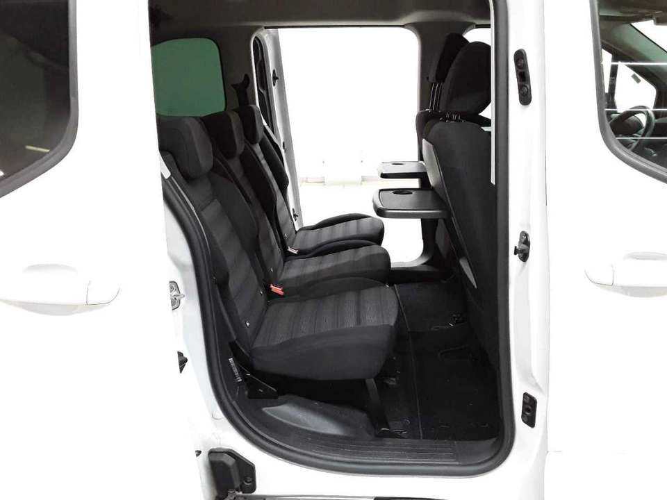Opel Combo - Imagem 8