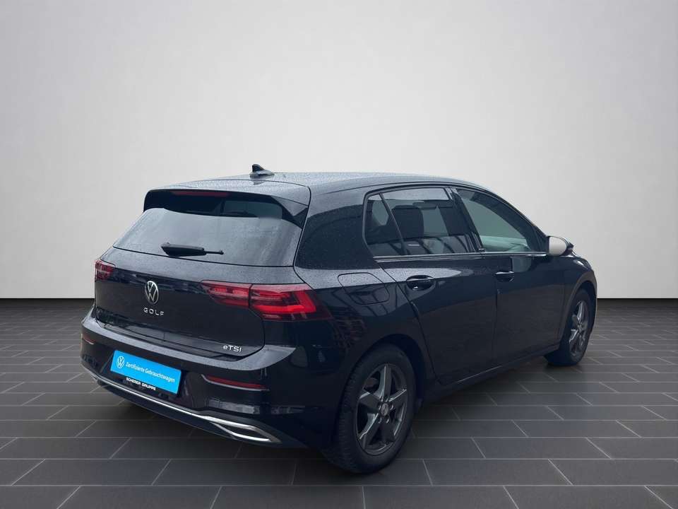 Volkswagen Golf - Imagem 2