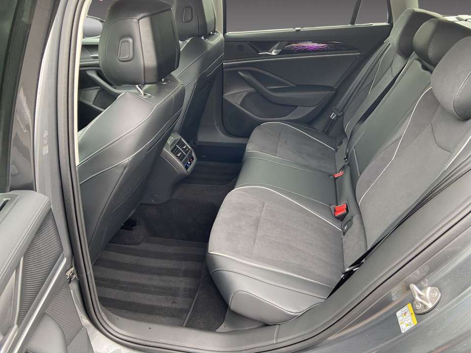 Volkswagen Passat Variant - Imagem 12