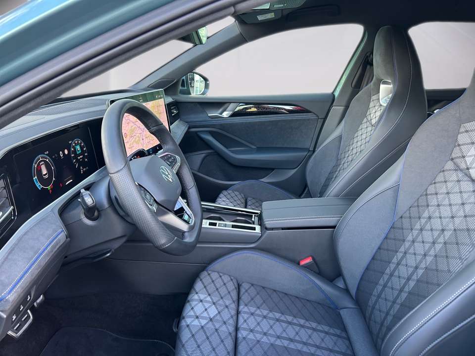 Volkswagen Passat - Imagem 11
