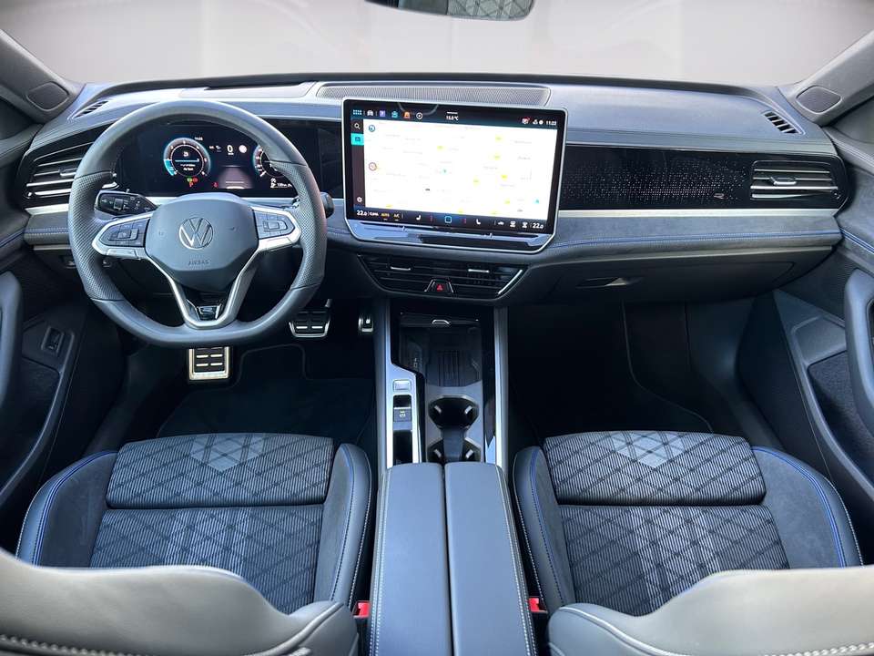 Volkswagen Passat - Imagem 14