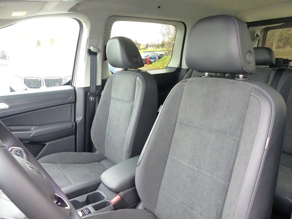 Car picture 9