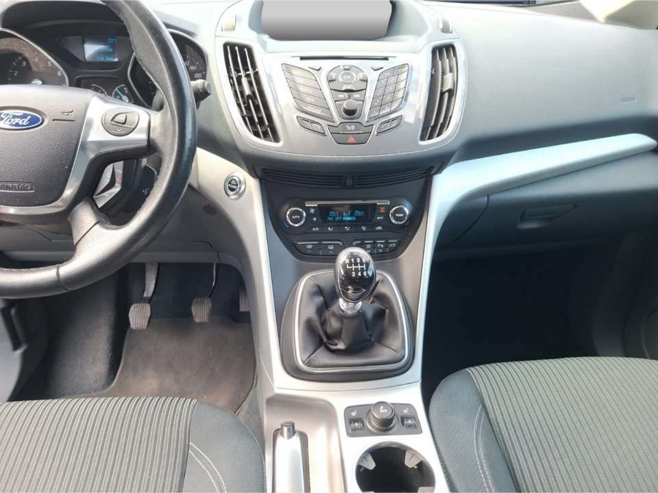 Ford C-Max - Imagem 11