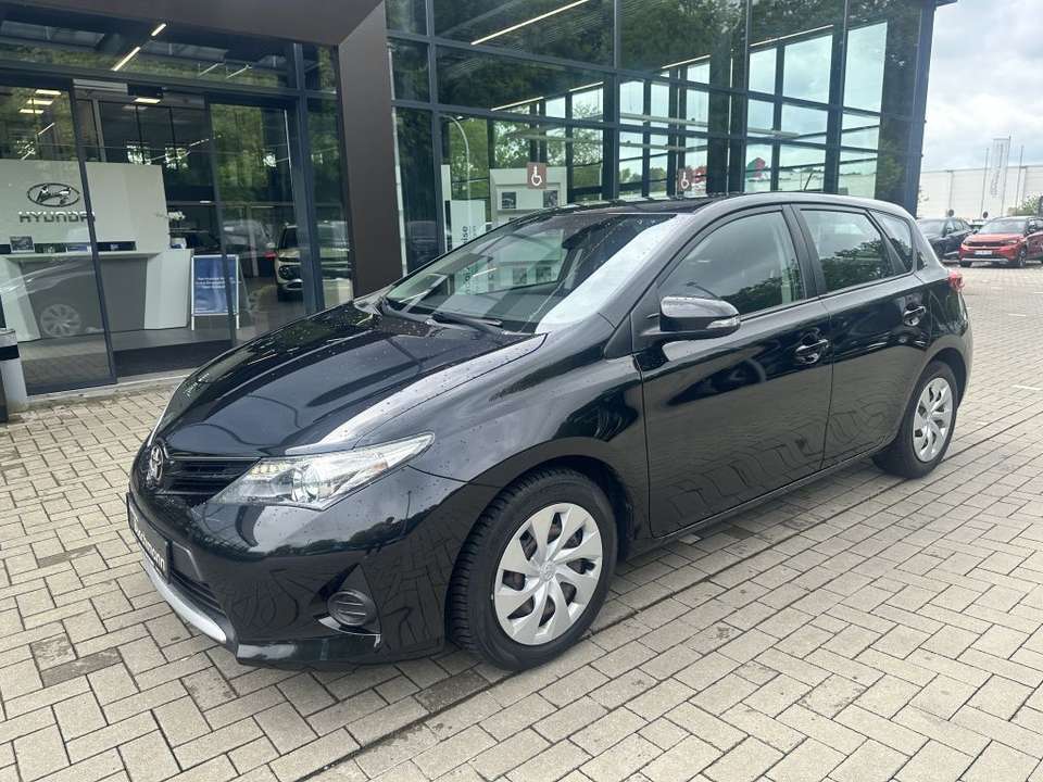 Toyota Auris - Imagem 1