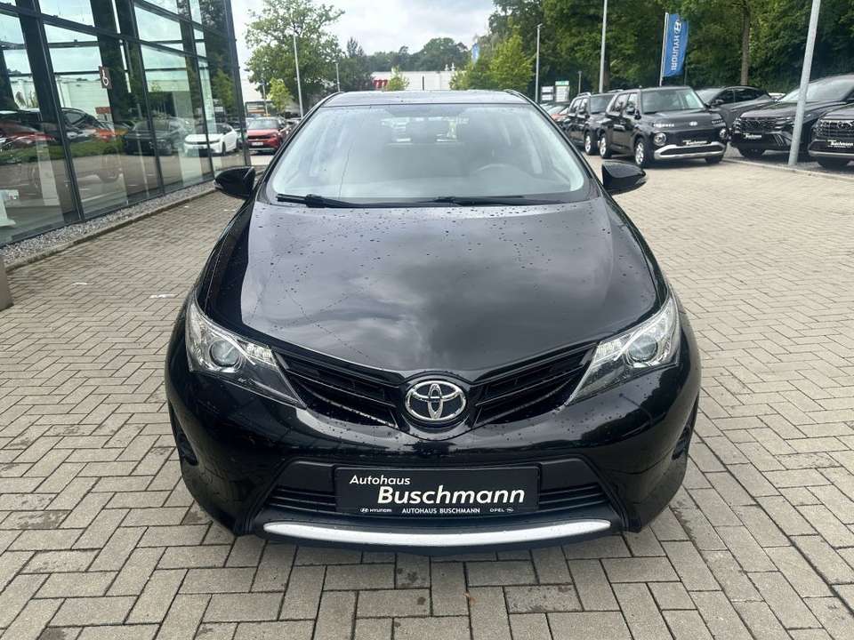 Toyota Auris - Imagem 2