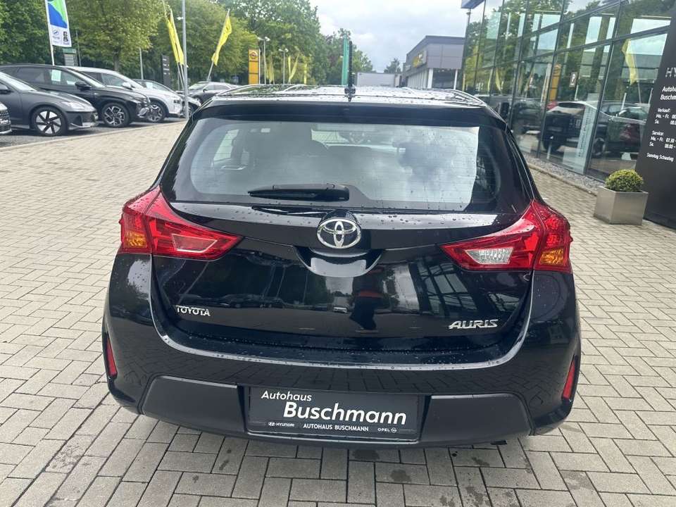 Toyota Auris - Imagem 5