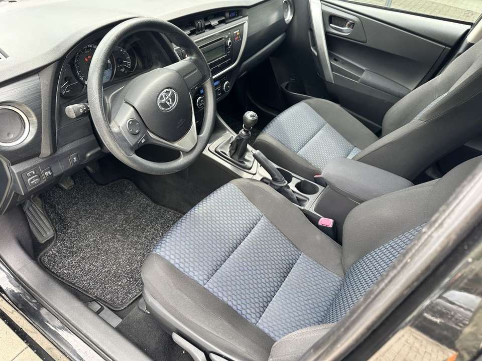 Toyota Auris - Imagem 10