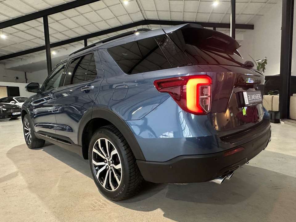 Ford Explorer - Imagem 4