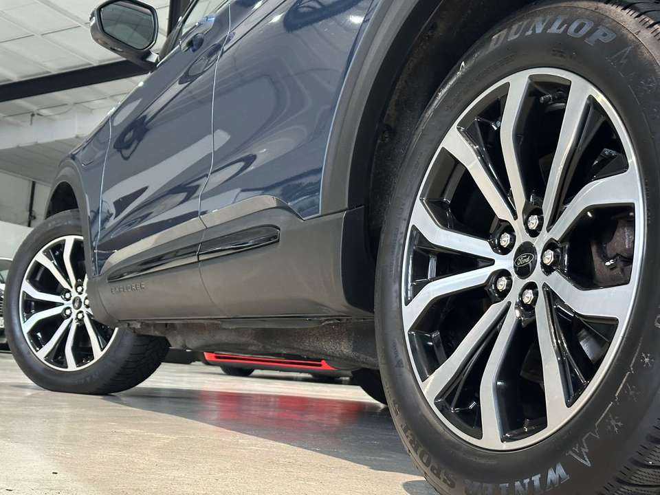 Ford Explorer - Imagem 9