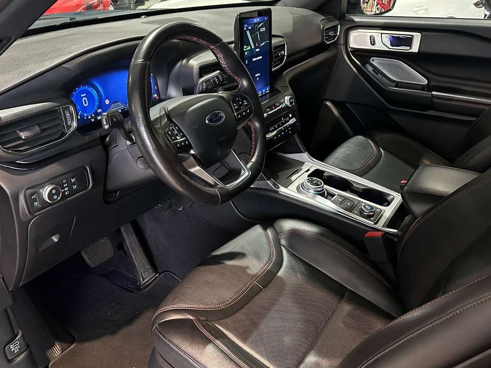 Ford Explorer - Imagem 13