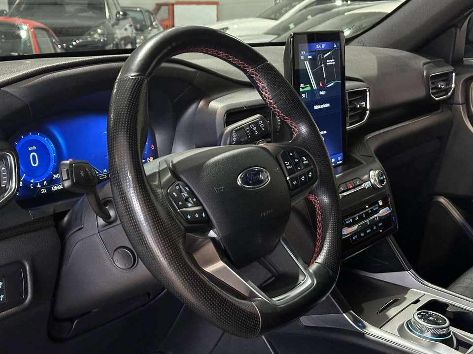 Ford Explorer - Imagem 14