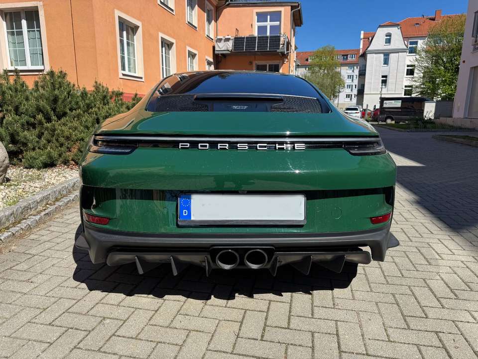 Porsche 911 - Imagem 9