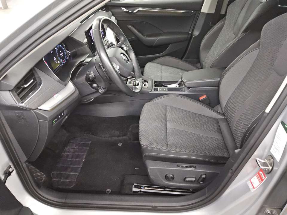 Skoda Octavia - Imagem 9
