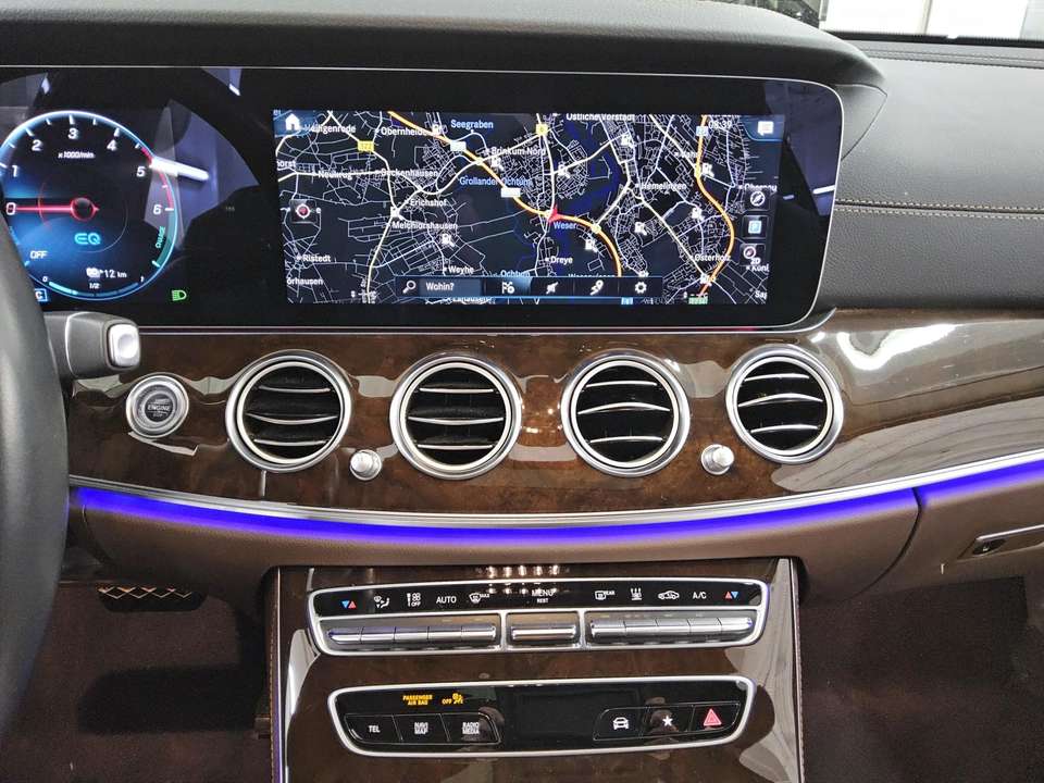 Mercedes-Benz E 300 - Imagem 7
