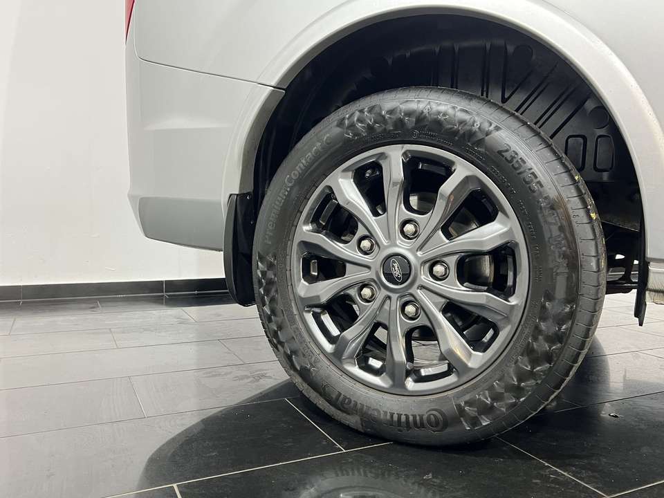 Ford Tourneo Custom - Imagem 5
