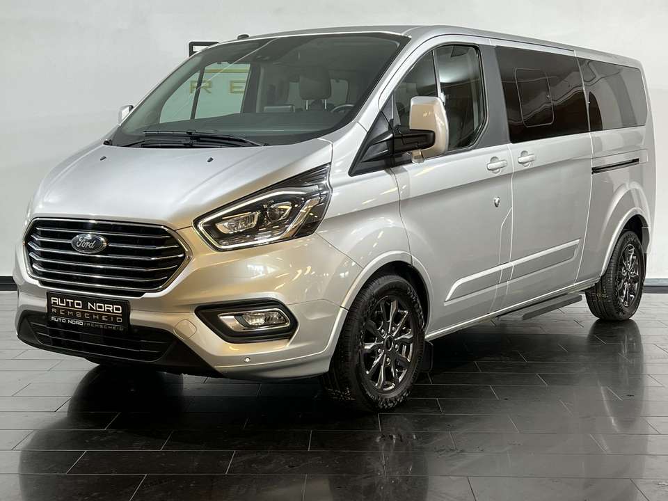 Ford Tourneo Custom - Imagem 11