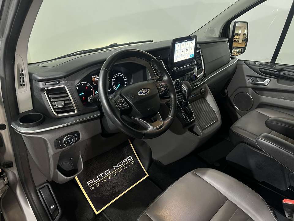 Ford Tourneo Custom - Imagem 14