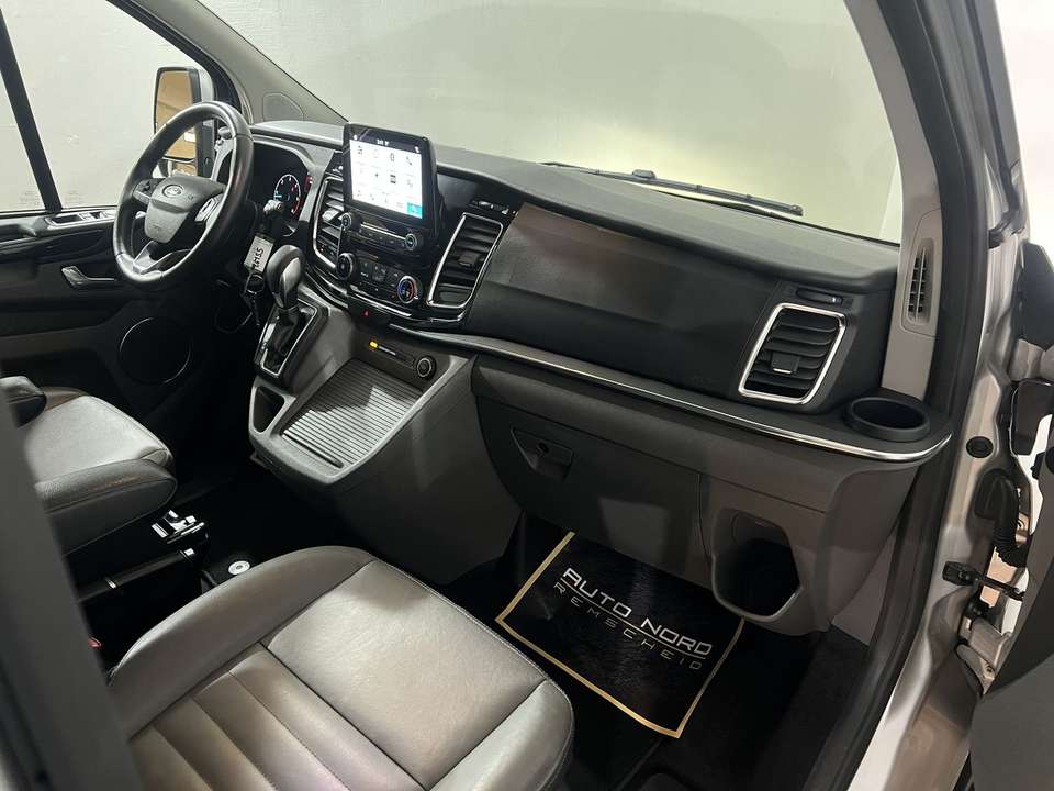 Ford Tourneo Custom - Imagem 15