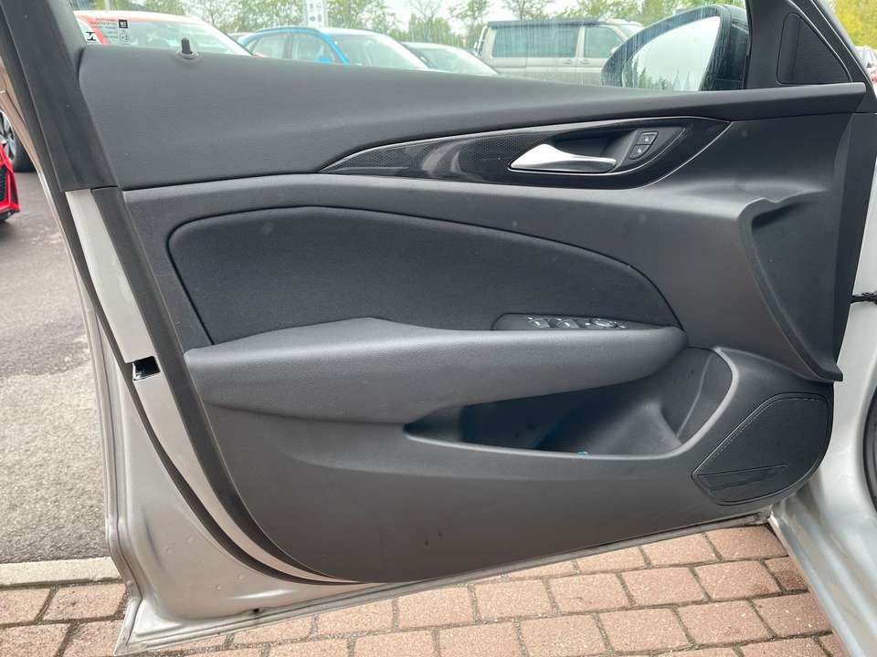 Car picture 10