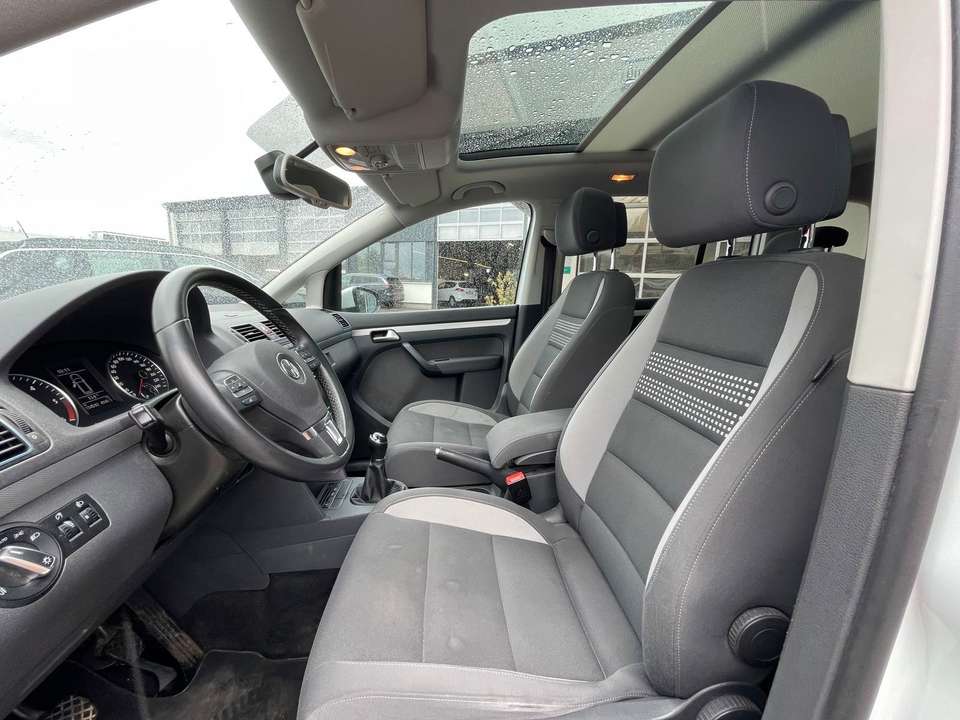 Volkswagen Touran - Imagem 12