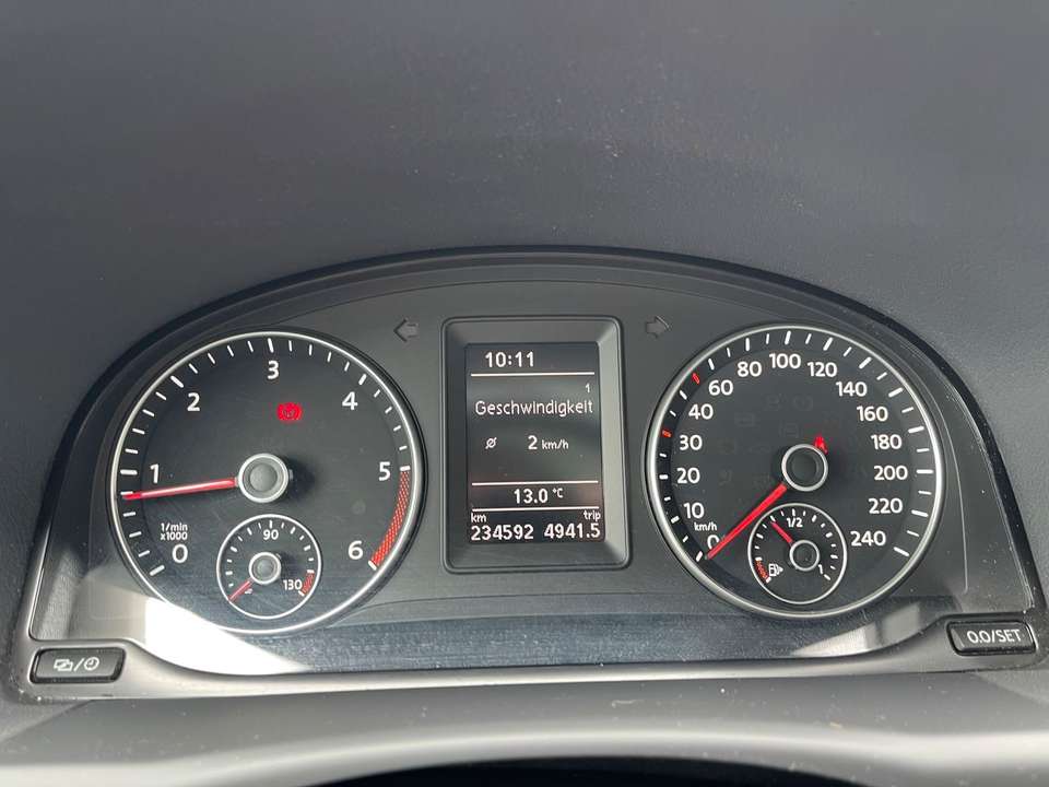 Volkswagen Touran - Imagem 13