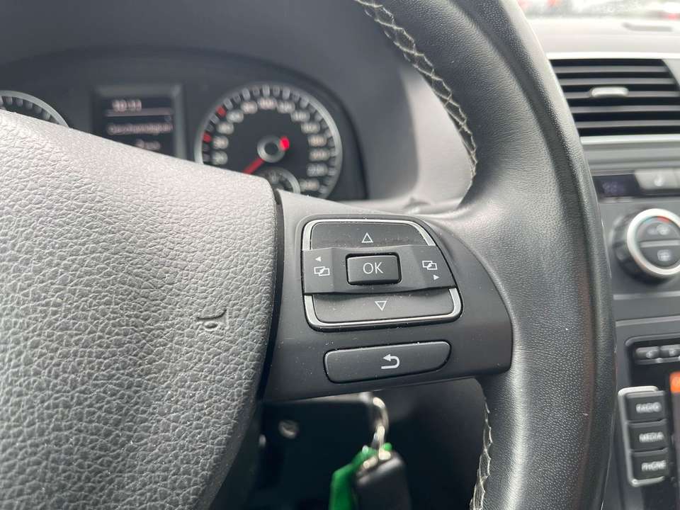 Volkswagen Touran - Imagem 15