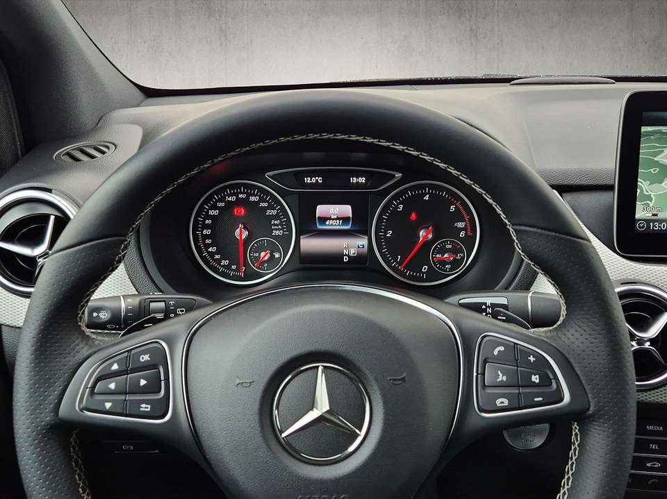 Mercedes-Benz B 200 - Imagem 14