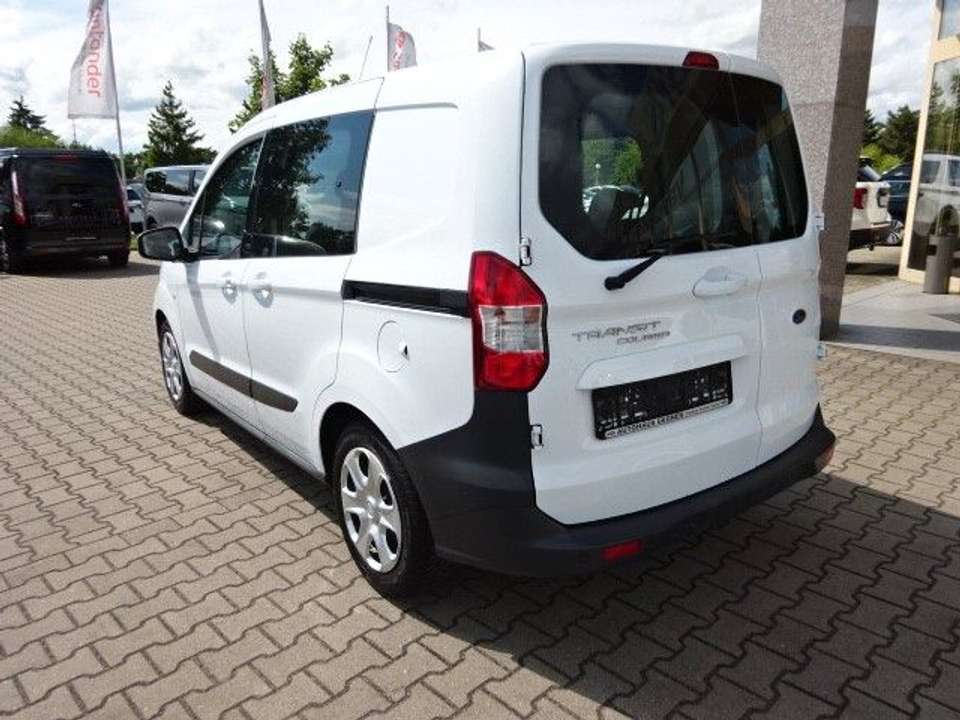 Ford Transit - Imagem 4