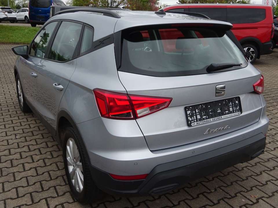SEAT Arona - Imagem 4