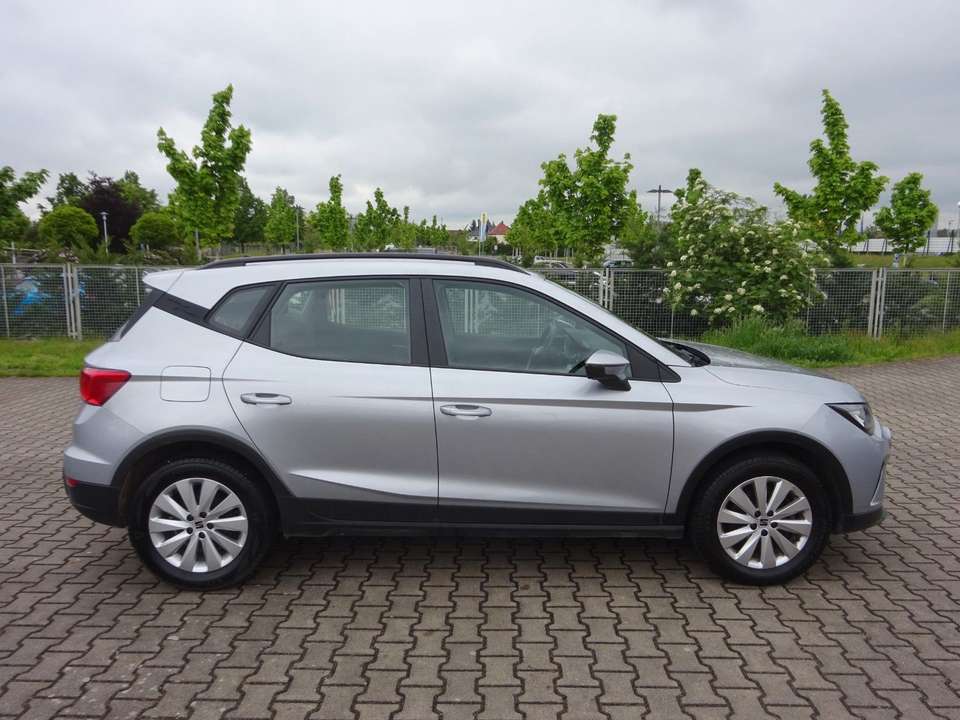 SEAT Arona - Imagem 9