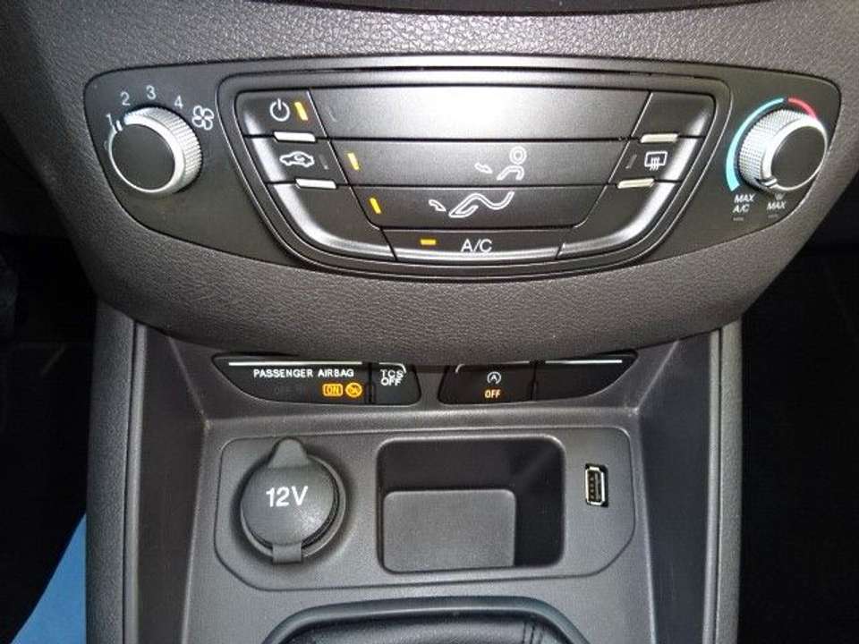 Ford Transit - Imagem 15