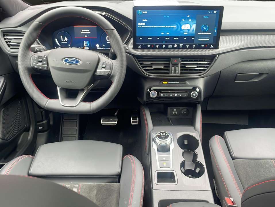 Ford Kuga - Imagem 11