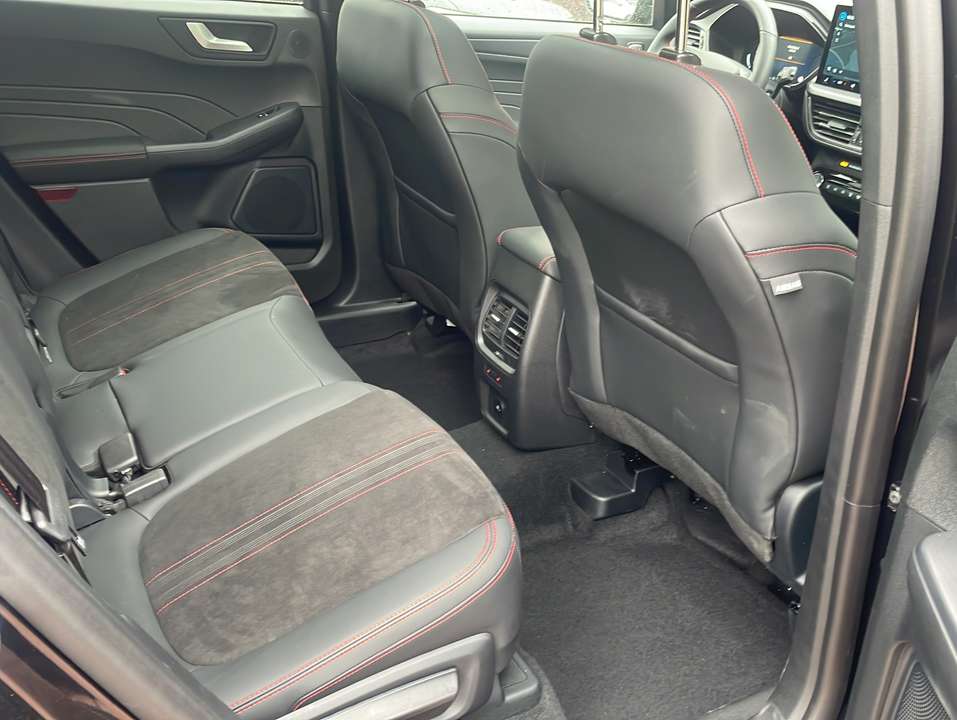 Ford Kuga - Imagem 15