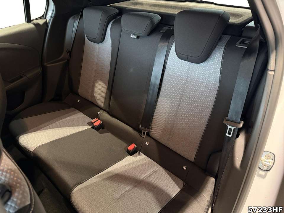 Opel Corsa - Imagem 12