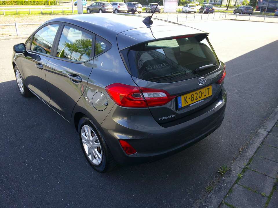 Ford Fiesta - Imagem 4