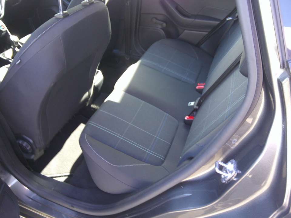 Ford Fiesta - Imagem 11