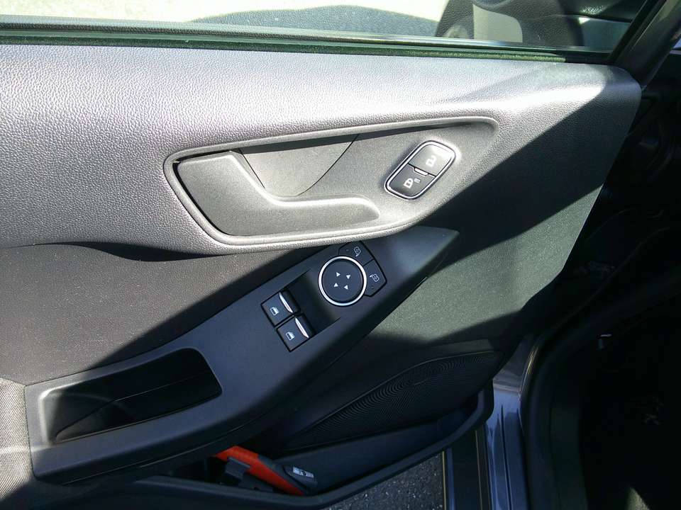 Ford Fiesta - Imagem 12
