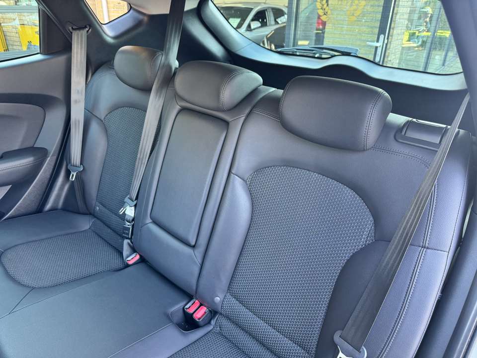Car picture 5