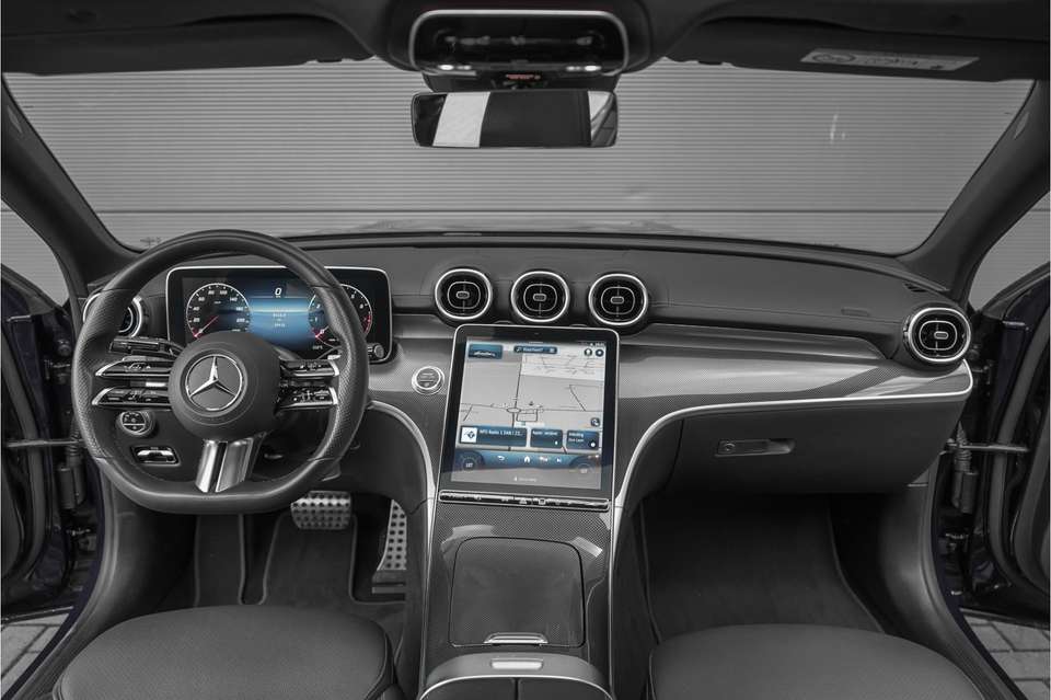 Mercedes-Benz C 200 - Imagem 2