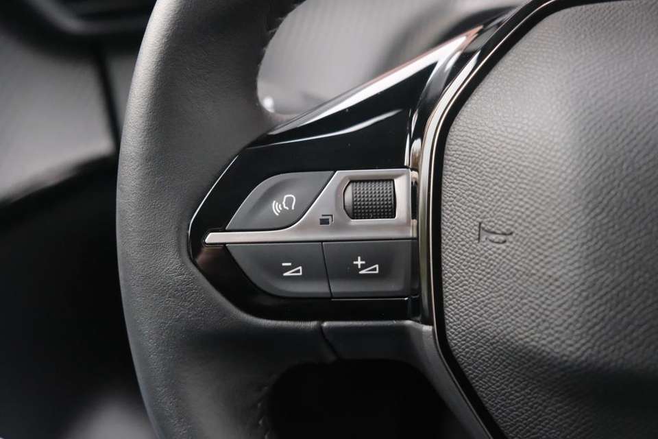 Car picture 9