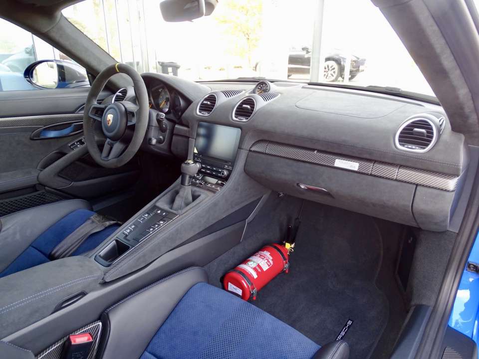 Car picture 8