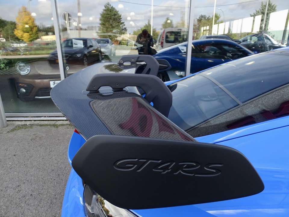 Car picture 19