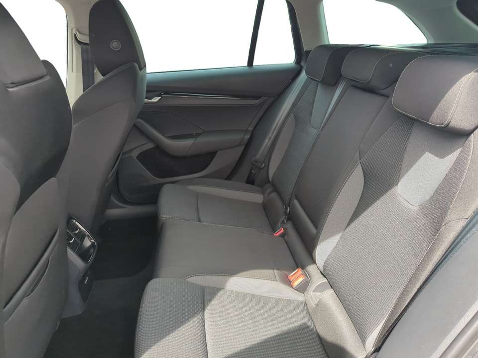 Skoda Octavia - Imagem 9