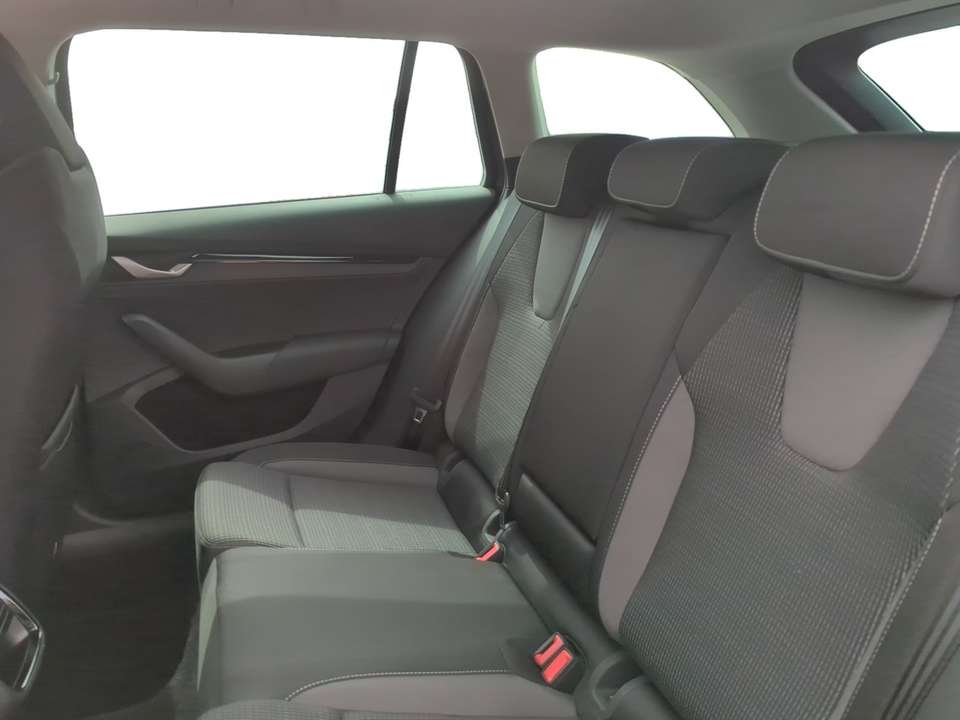 Skoda Octavia - Imagem 9