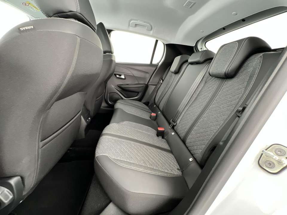 Peugeot 208 - Imagem 8