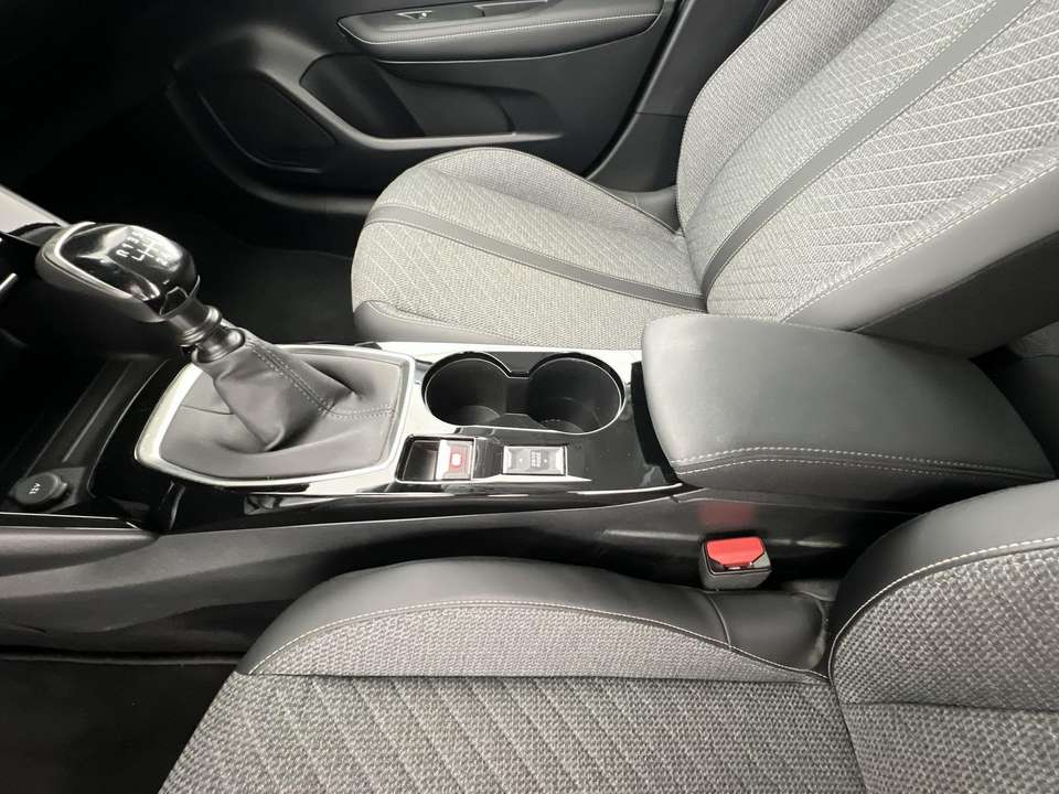 Peugeot 208 - Imagem 14