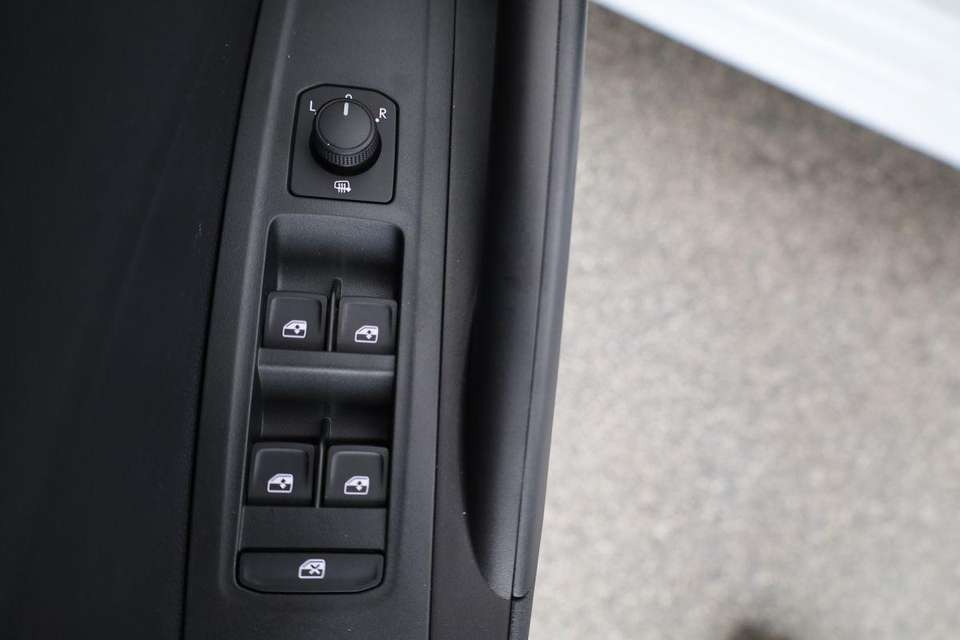 Car picture 11