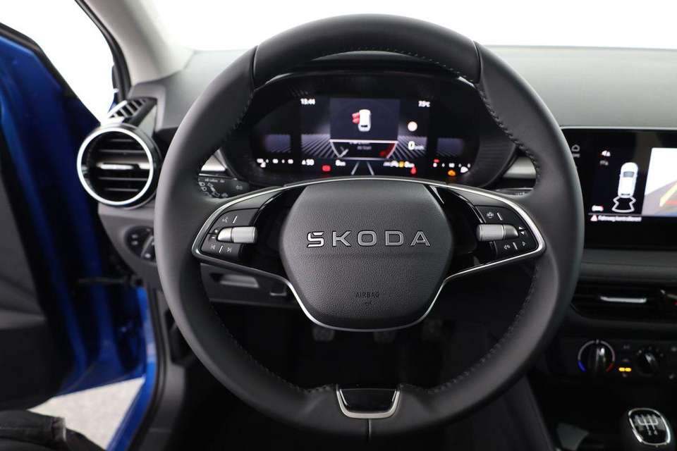 Car picture 9